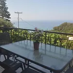 Kontogialos Pool * Пелекас